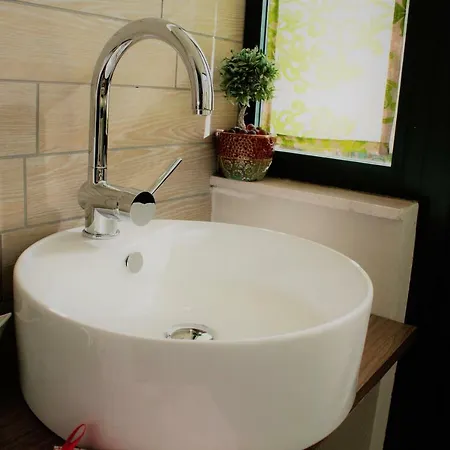 Domus Annae アパート ポンペイ